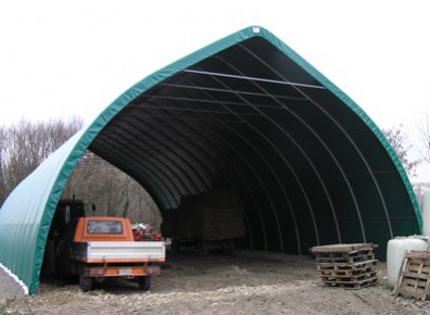 tunnel de stockage pignon 8 m en PVC